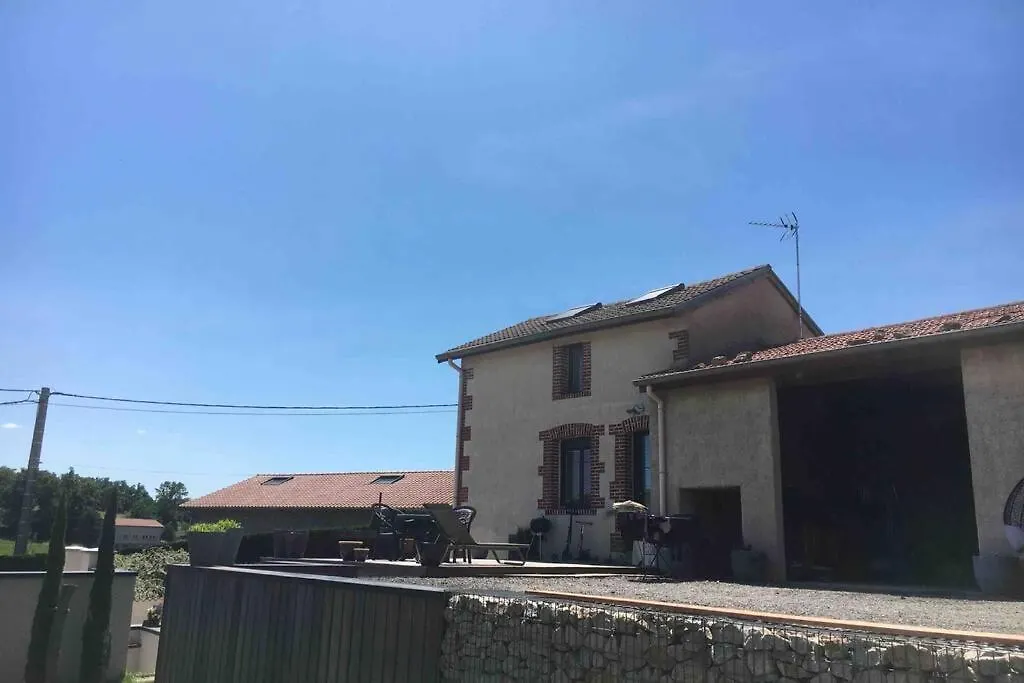 Gite De Chenieux Saint-Victor-sur-Loire Holiday home